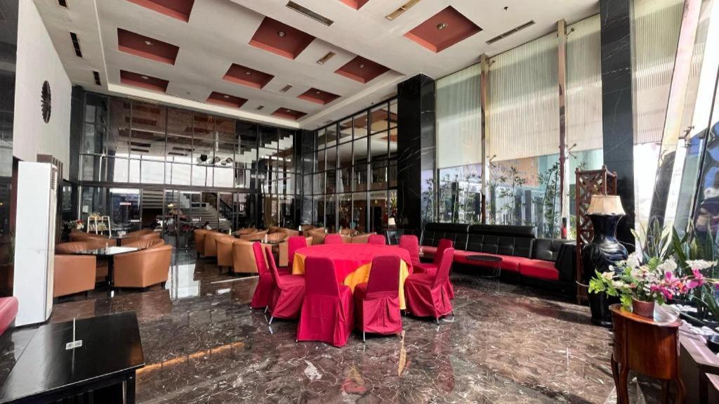 Grand Antares Hotel Μεντάν Εξωτερικό φωτογραφία
