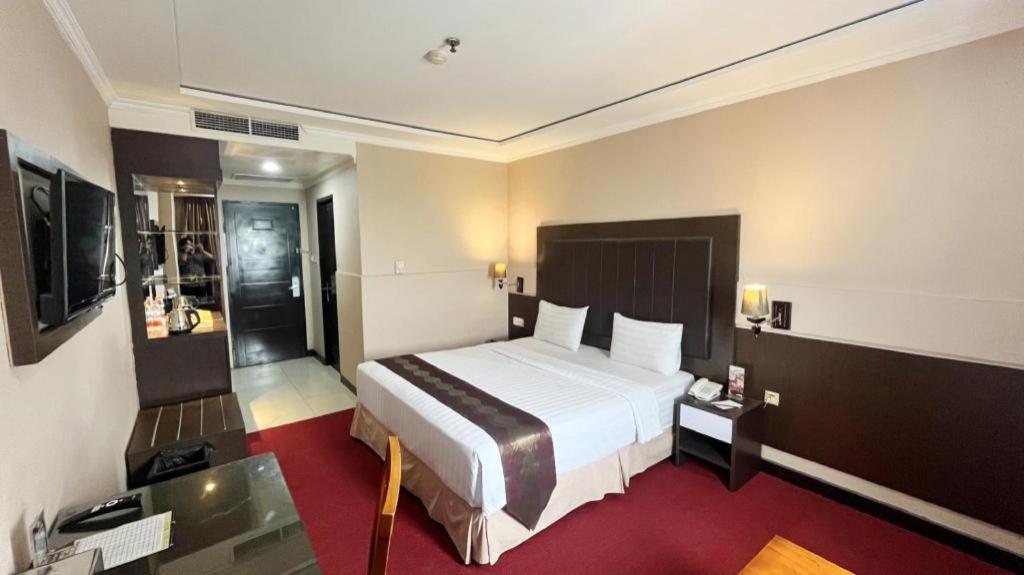 Grand Antares Hotel Μεντάν Εξωτερικό φωτογραφία