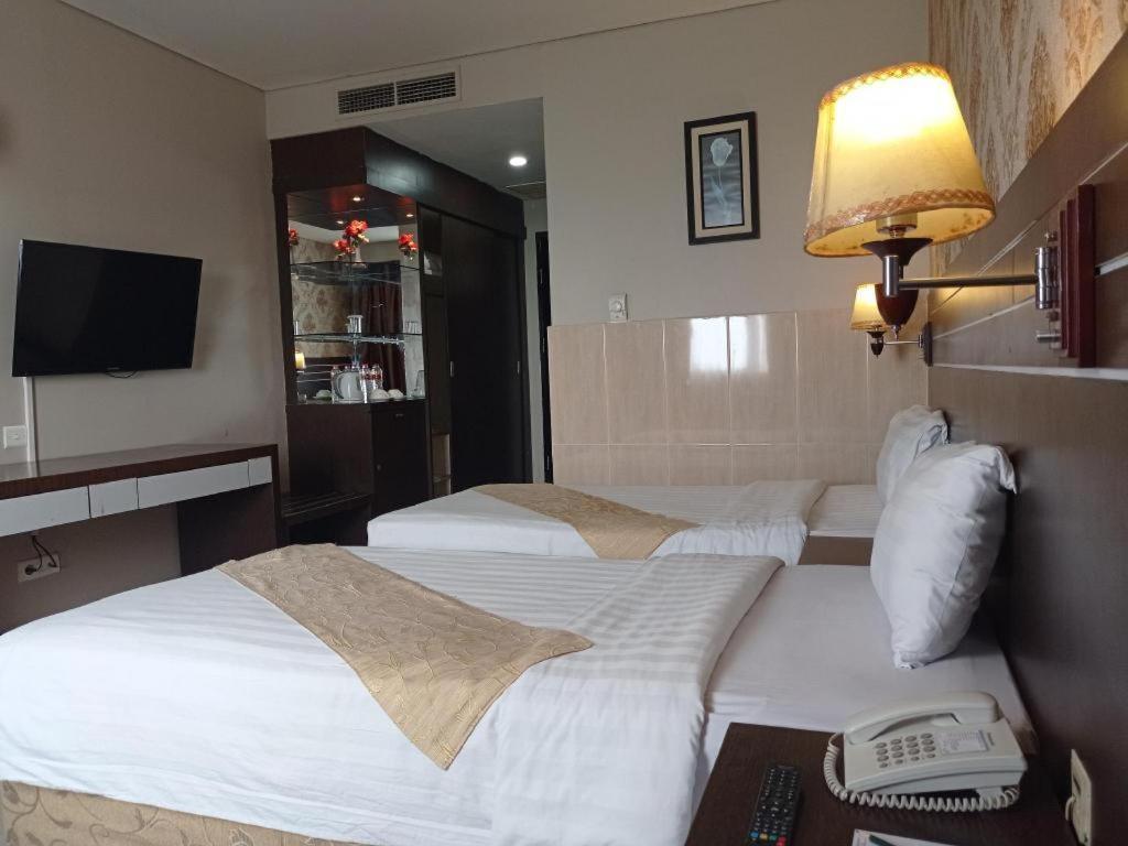 Grand Antares Hotel Μεντάν Εξωτερικό φωτογραφία