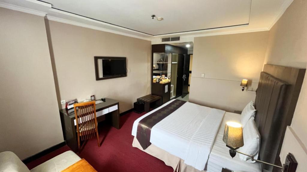 Grand Antares Hotel Μεντάν Εξωτερικό φωτογραφία