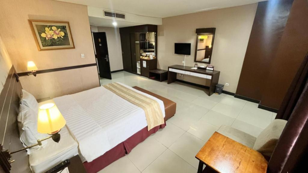 Grand Antares Hotel Μεντάν Εξωτερικό φωτογραφία