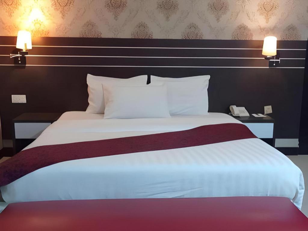 Grand Antares Hotel Μεντάν Εξωτερικό φωτογραφία