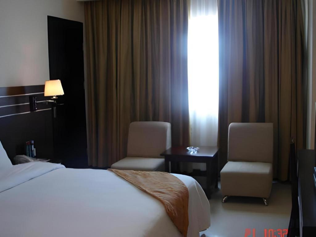Grand Antares Hotel Μεντάν Εξωτερικό φωτογραφία