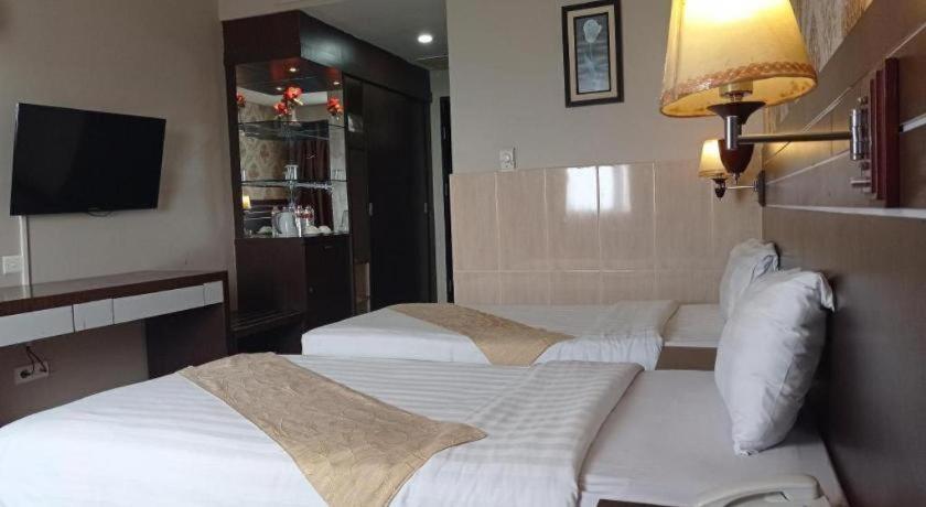 Grand Antares Hotel Μεντάν Εξωτερικό φωτογραφία